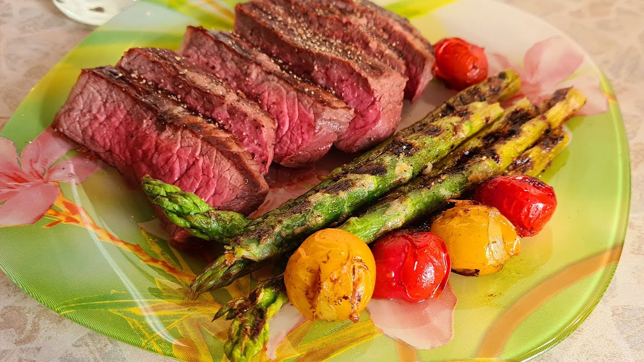 Sirloin Steak with Roasted Vegetables
